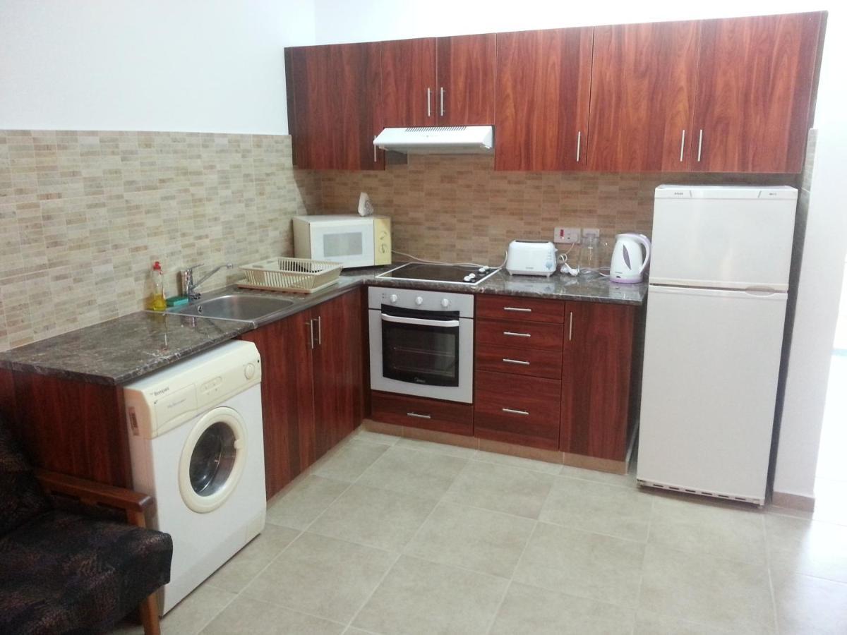 Zoe'S Court Klorakas Quarto foto